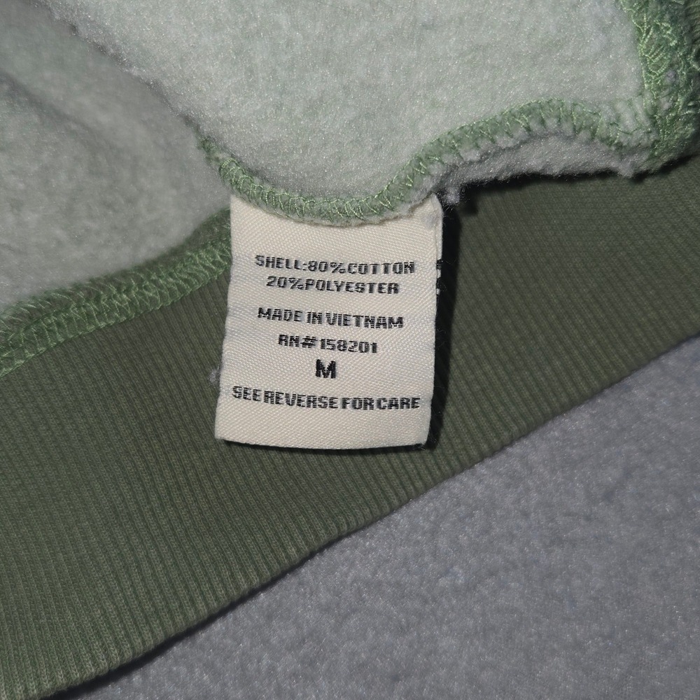 Lazy Sunday Weekend Sweatshirt Womens Medium Green Embroidered Crewneck Pullover - Picture 5 of 6